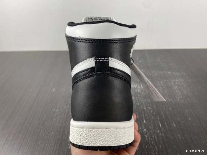 White Black Jordan High BQ4422-001 (2023) Retro 1 85 0726